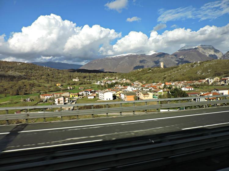 Paisaxes do Lazio no percorrido entre Roma e Teramo