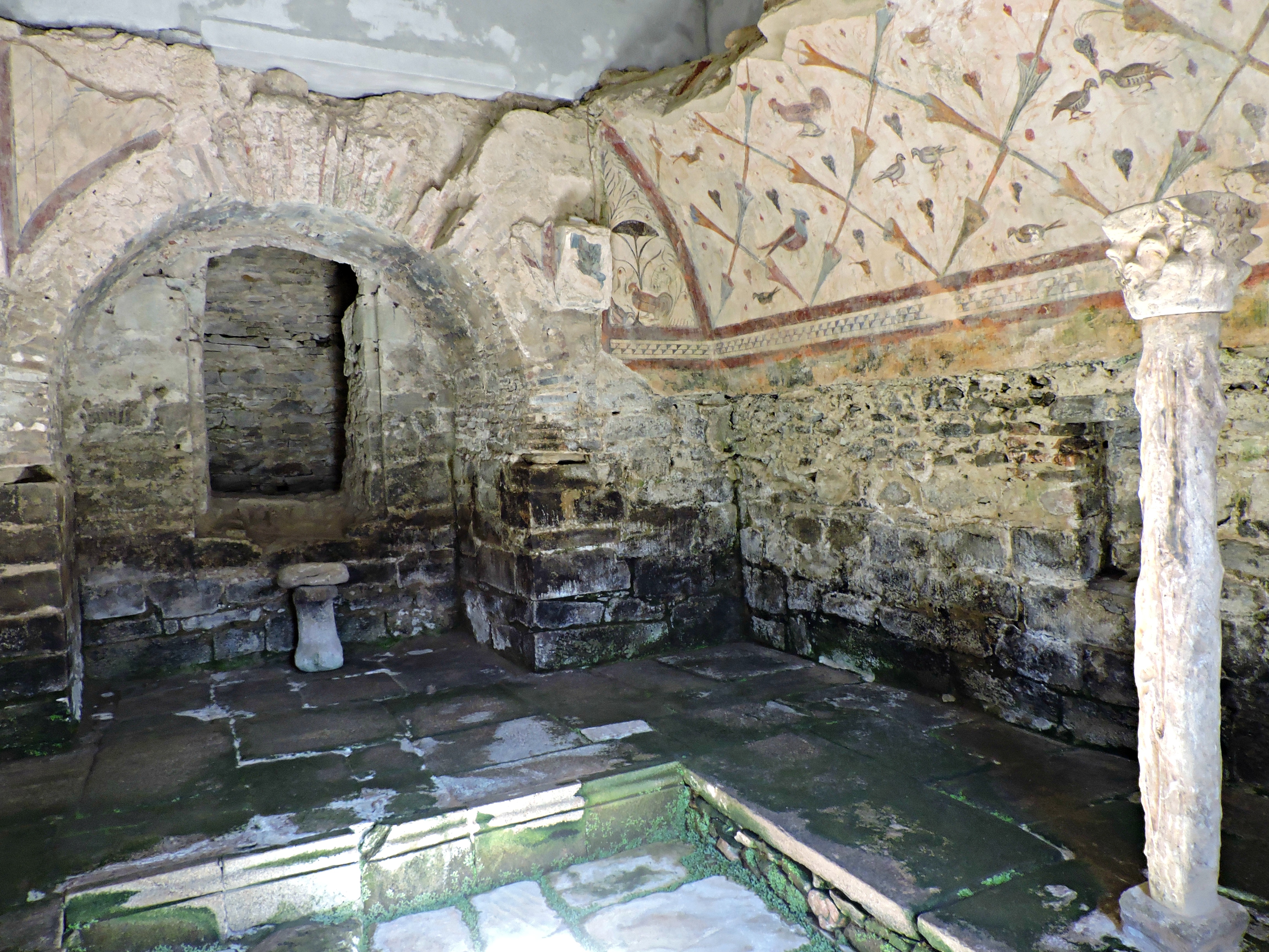 Templo romano de Santalla de Bóveda