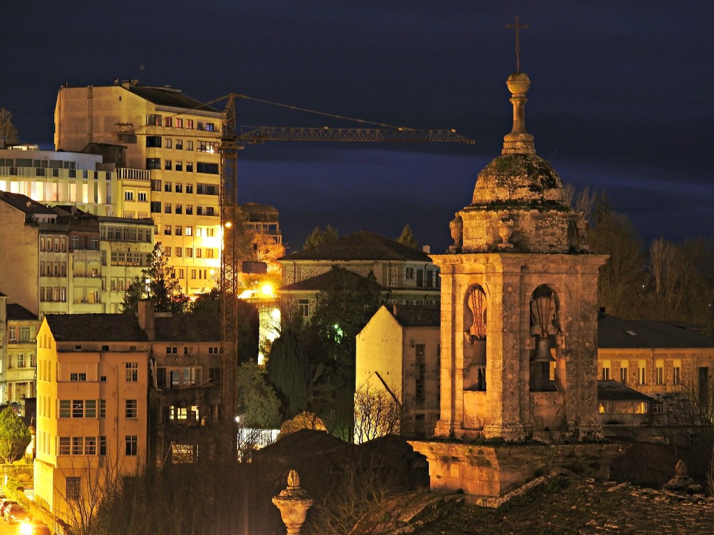 Esta imaxe ten o atributo alt baleiro; o se nome de arquivo é 003-barrio-do-carme.jpg